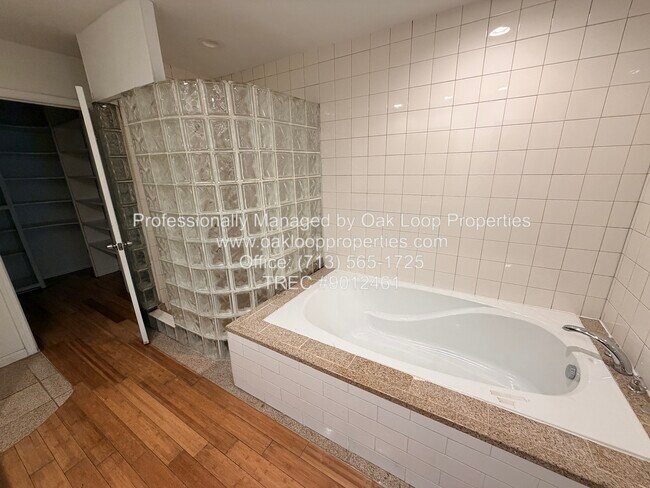 Building Photo - 12514 Safeguard St