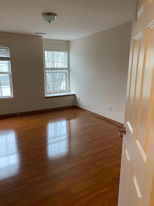 Building Photo - 6073 Sowerby Ln