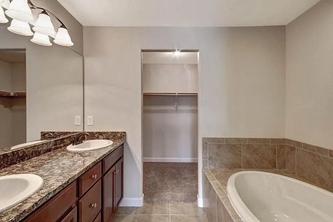 Building Photo - 1381 14th Ave