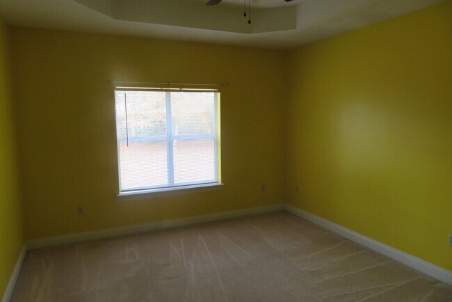 Building Photo - 1030 Gage Dr