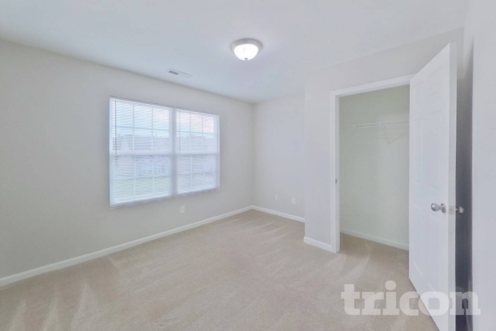 Building Photo - 513 Gentle Breeze Ln