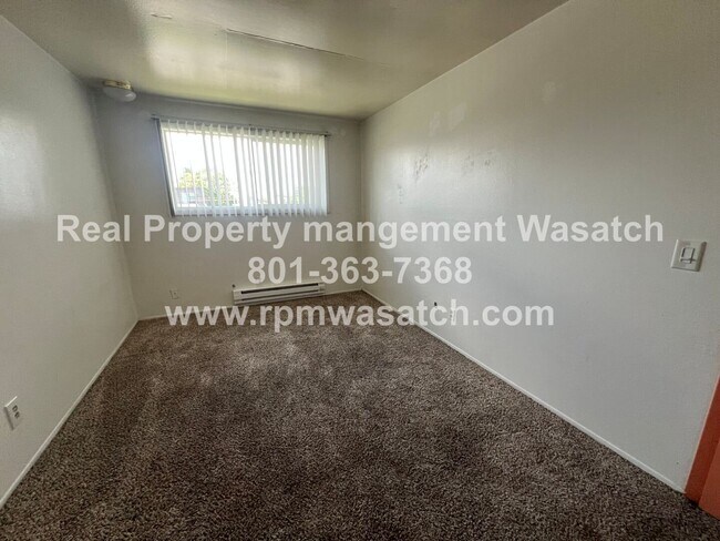Building Photo - 306 E 700 S