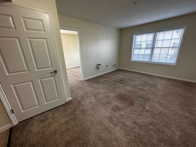 Building Photo - 20 Sentinel Court