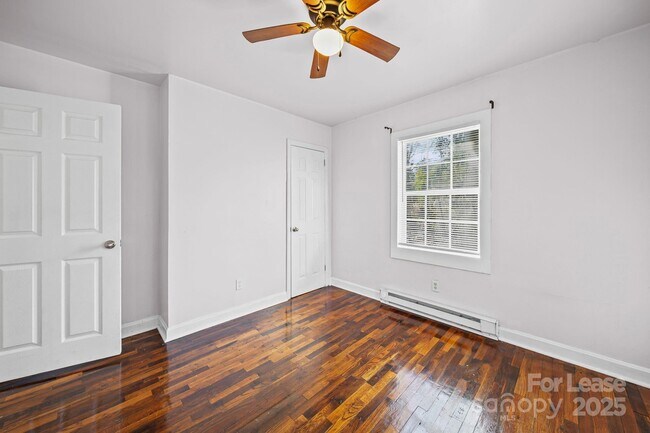 Building Photo - 2621 Druid Hls Wy