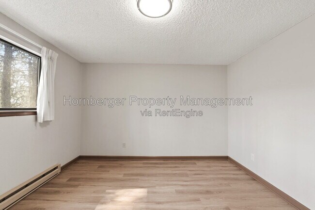 Building Photo - 816 S Robinhood St