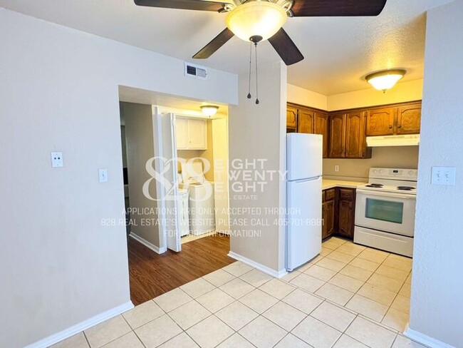 Building Photo - 2 Bed/1.5 Bath Townhome Located in East Norman *AVAILABLE NOW!*