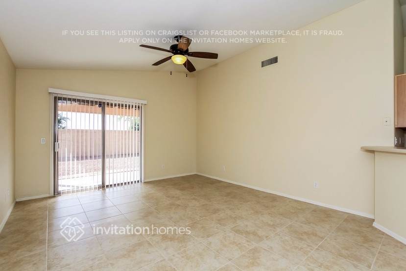 Building Photo - 16416 N 138th Ln