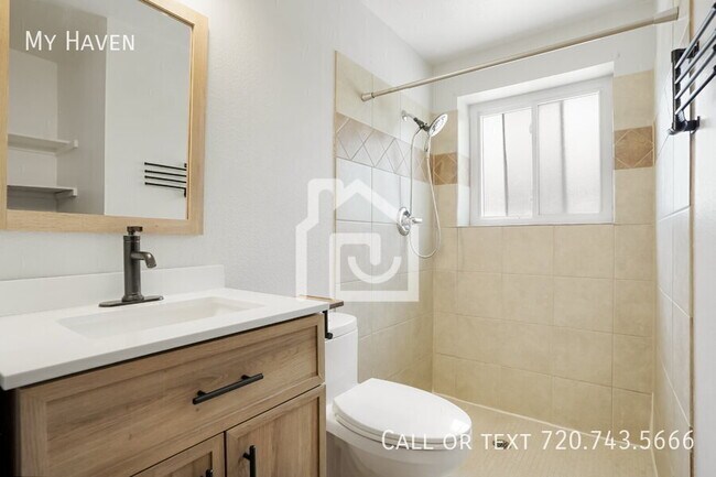 Building Photo - 16205 E Villanova Pl