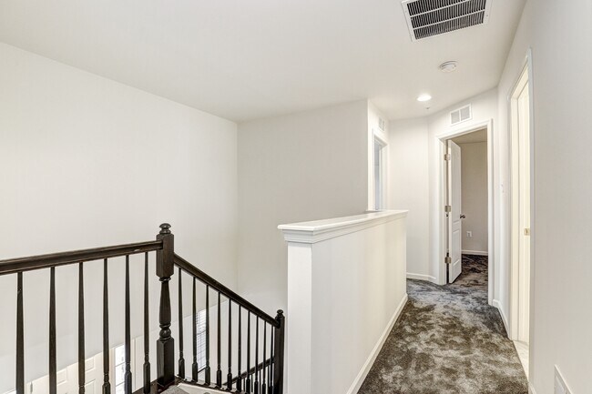 Building Photo - 9307 Drumman Dr