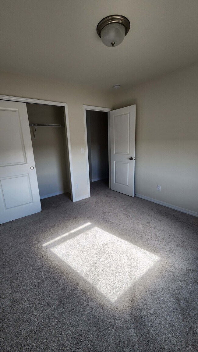 Building Photo - 8619 Blue Feather Lp