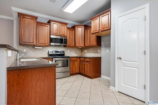 Building Photo - 14335 Crooked Stick Pl