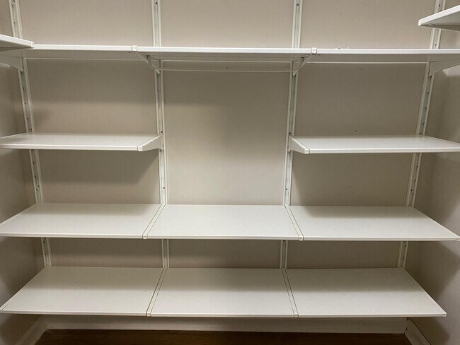 Building Photo - 3501 Chistow Rd