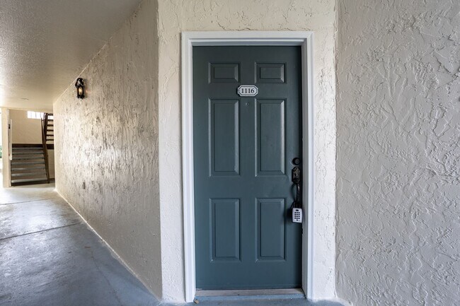 Building Photo - 5156 Conroy Rd