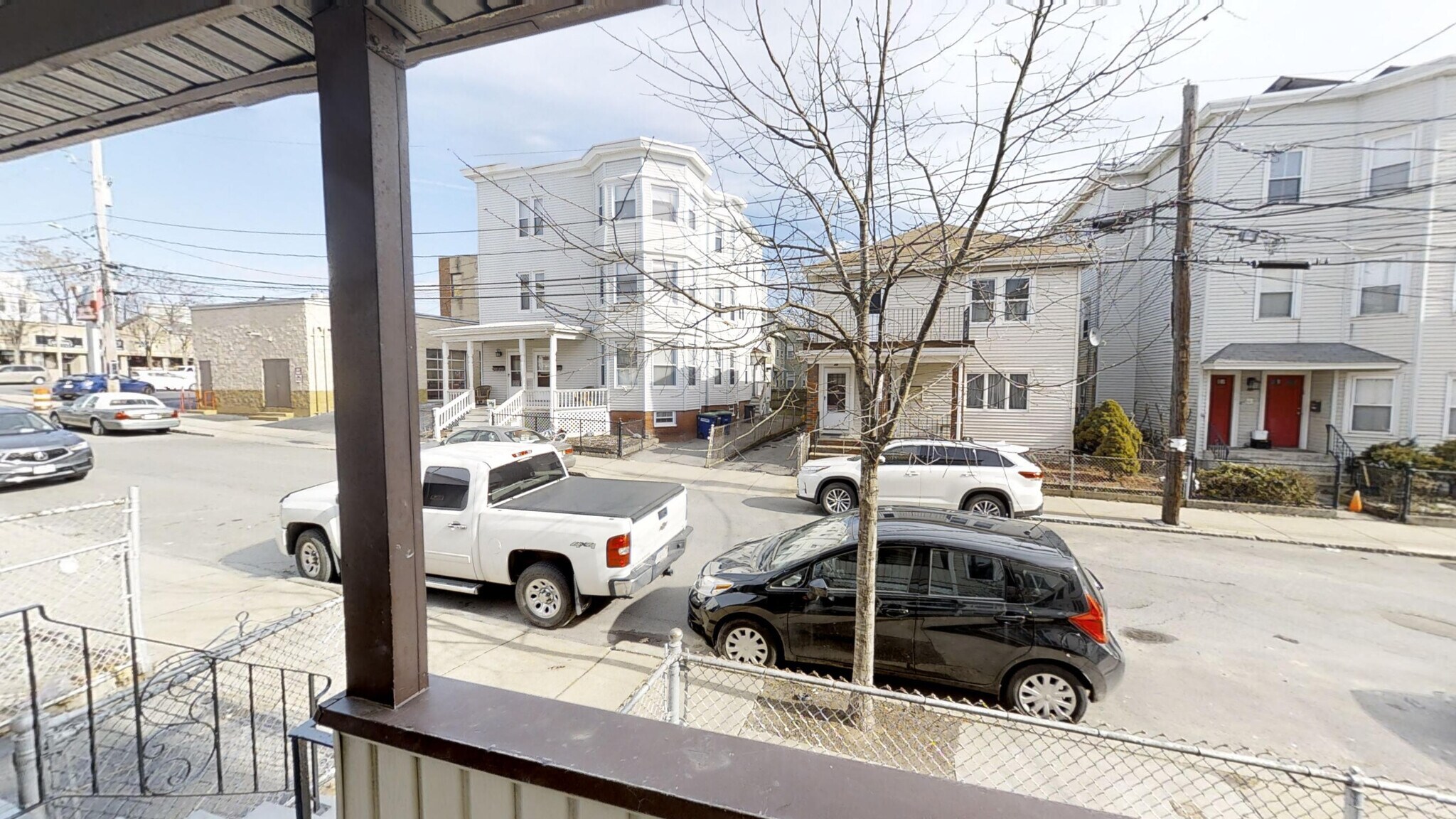 Building Photo - 52 Mansfield St