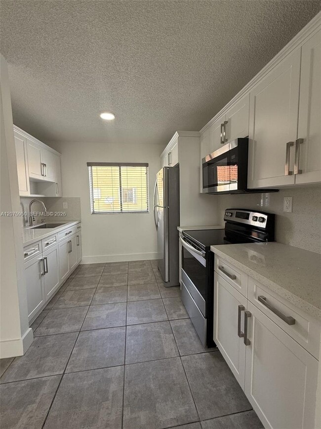 Building Photo - 2775 W 61st Pl