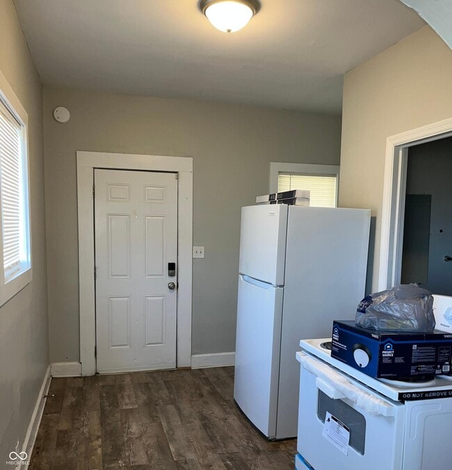 Building Photo - 1540 N Grant Ave