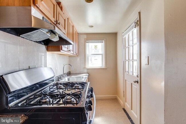 Building Photo - 1889 Alabama Ave SE