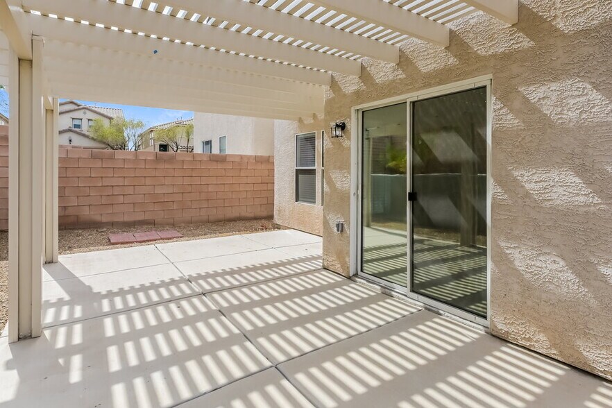 Building Photo - 217 Bella Matese Ave