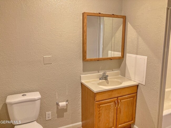 Building Photo - 1308 Montana Ave