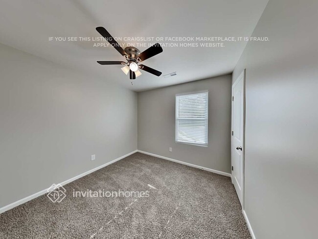 Building Photo - 903 Mathis Ave