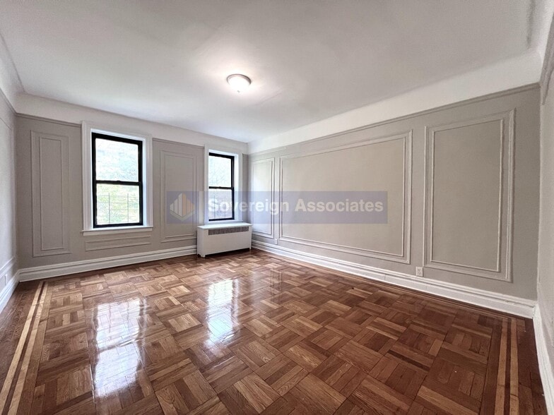 Building Photo - 850 West 176th Street