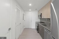 Building Photo - 2000 Dreer St