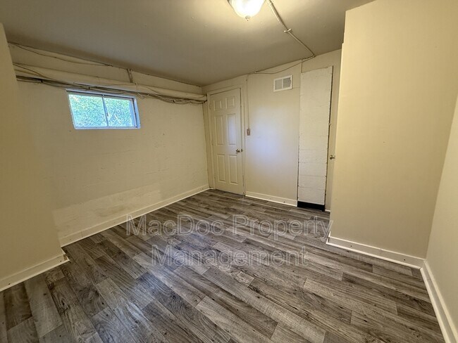 Building Photo - 1719 Lafayette Blvd