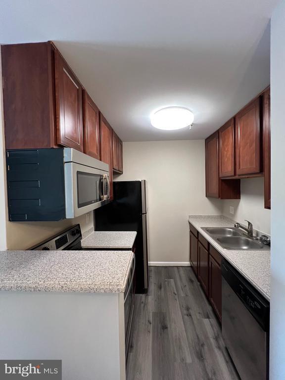 Building Photo - 38 White Pine Cir