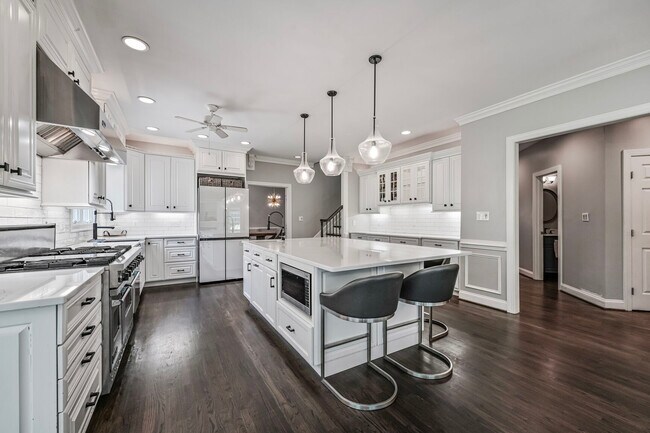 Building Photo - 5090 Hazel Ferguson Dr