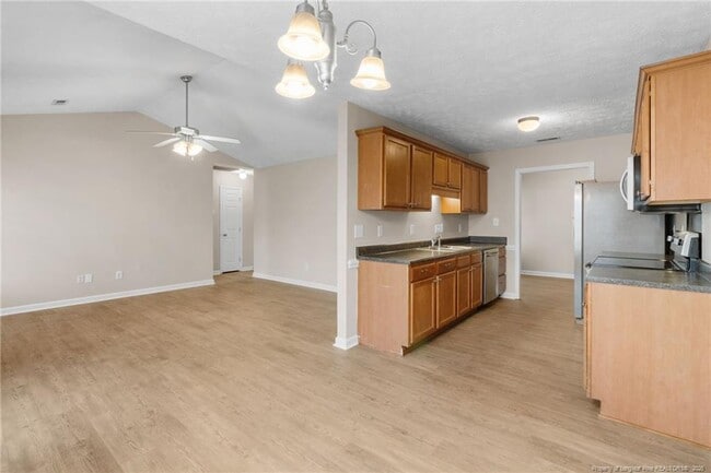 Building Photo - 3022 Burton Dr