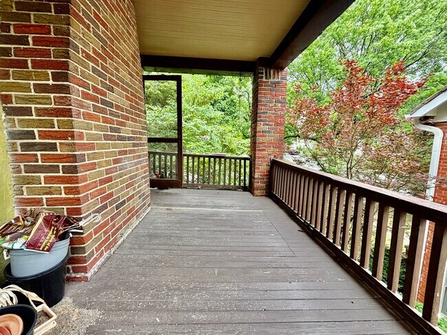 Building Photo - 6038 Rockhill Rd