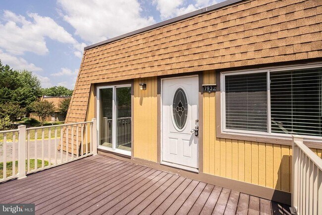 Building Photo - 7932 Silverada Pl