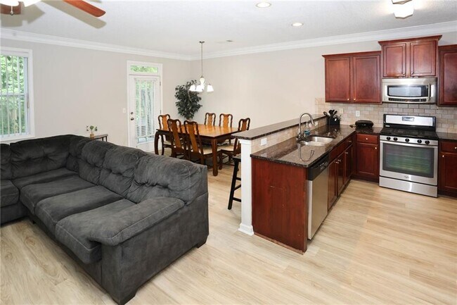 Building Photo - 7116 Blairs View Dr