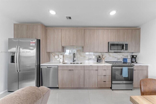 Building Photo - 26144 SW 146th Ct