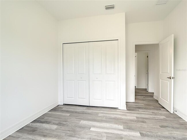Building Photo - 14210 Luxo Ave