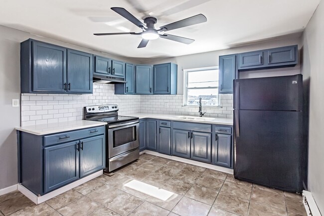 Building Photo - 35 High St