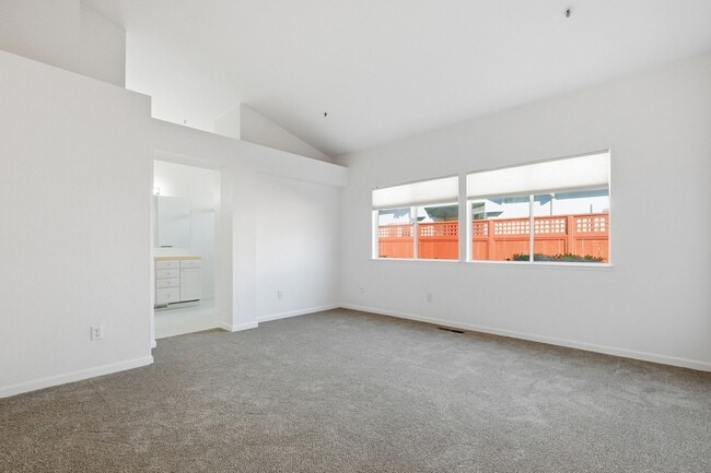 Building Photo - Desirable North Napa 3 Bed Single-Family Home