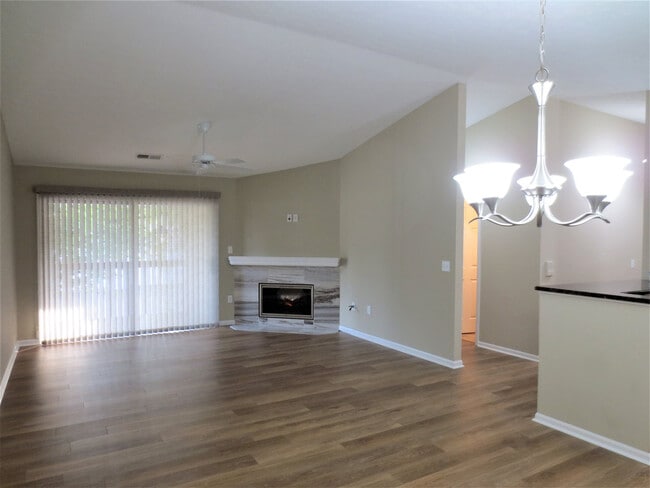 Primary Photo - 34 Rio Grande Cir