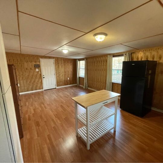 Building Photo - 2124 Polly Ln