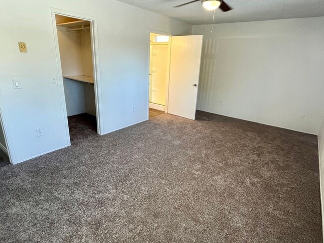 Building Photo - 6080 Mt Aguilar Dr