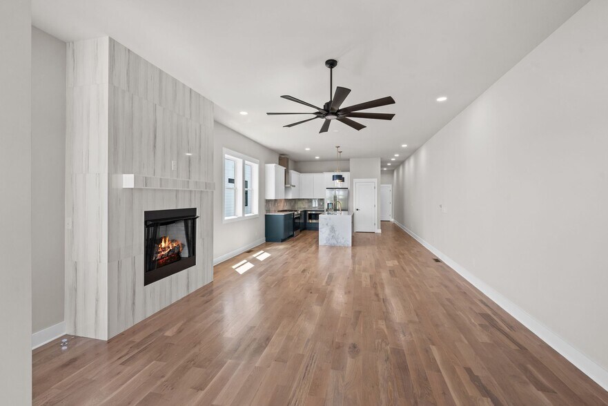 Building Photo - 2521 W Heiman St