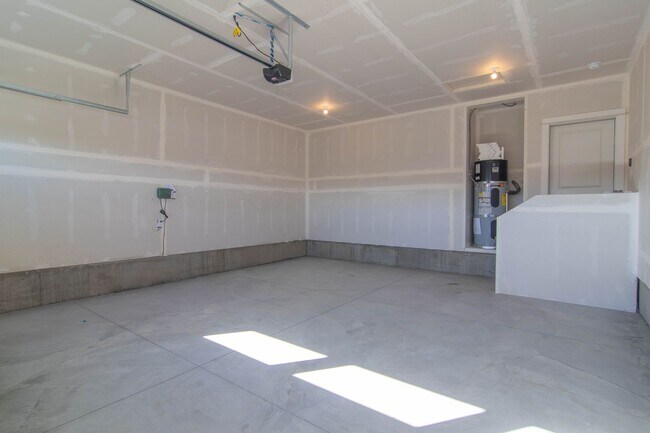 Building Photo - 3 Bed 2 Bath Home @ Pillar Rock Estates. H...
