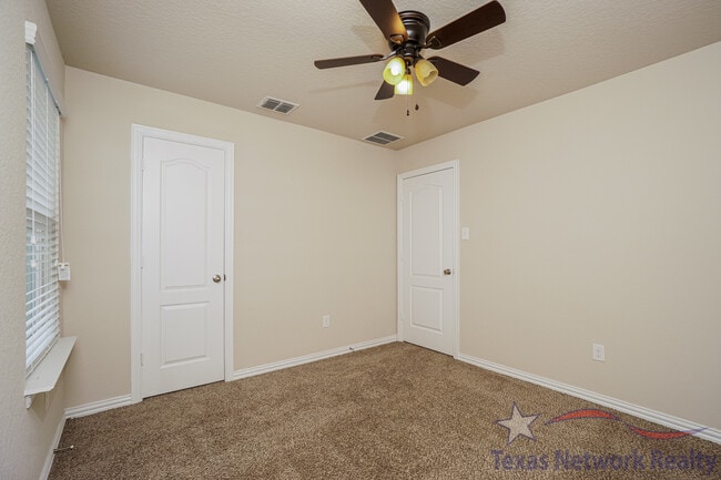 Building Photo - 7611 Presidio Haven