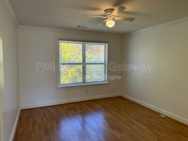 Building Photo - 73 Birdie Ln