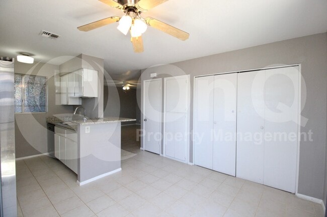 Building Photo - 9021 W Elm St
