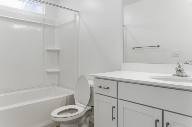 Building Photo - 367 Navigator Ct