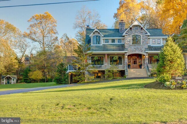 Primary Photo - 1057 Vista Dr