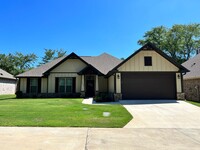 Building Photo - 3935 Old Omen Rd