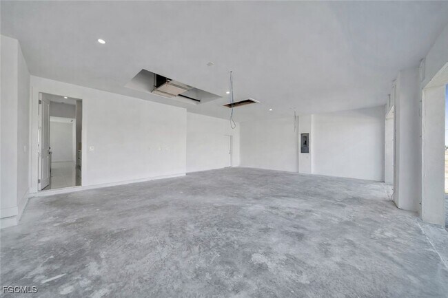 Building Photo - 2234 NW 6th Terrace