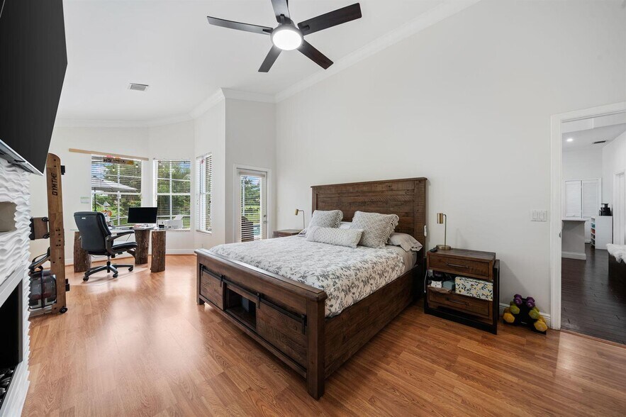 Building Photo - 1732 Farmington Cir